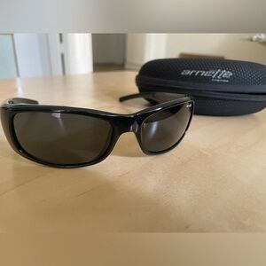 Used Arnette Hold Up Black sunglasses